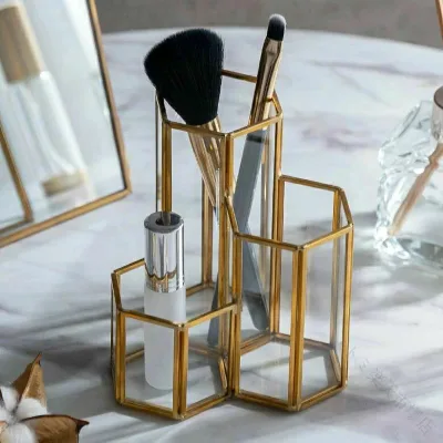 ブラシ スタンド メイク ブラシ ケース ガラス と 真鍮 3 分割 Brass ブラス ヘキサゴン ガラス ケース コスメ 収納 小物 入れ 小物 収納 卓上 収納 メイク 収納 店頭 展示 撮影 用 ディスプレイ 整理 整頓 おしゃれ 北欧 アジアン 雑貨 アジアン 雑貨