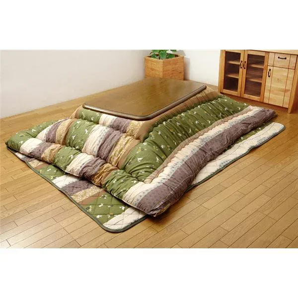 和柄 こたつ布団/敷布団セット 【うさぎ柄 正方形 グリーン 約205×205cm】 ピーチスキン 起毛 掛敷セット 〔リビング〕【代引不可】