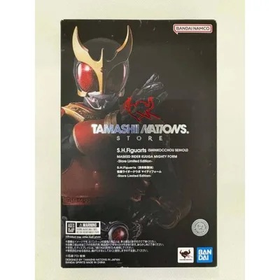 【中古】【パッケージ不備(小)】S.H.フィギュアーツ(真骨彫製法) 仮面ライダークウガ マイティフォーム -Store Limited Edition-
