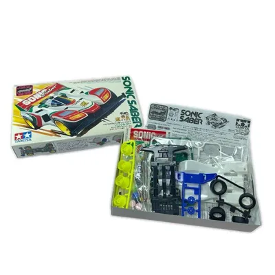 ミニ四駆 フルカウルミニ四駆シリーズ第2弾、スーパー1シャーシを採用した 1/32