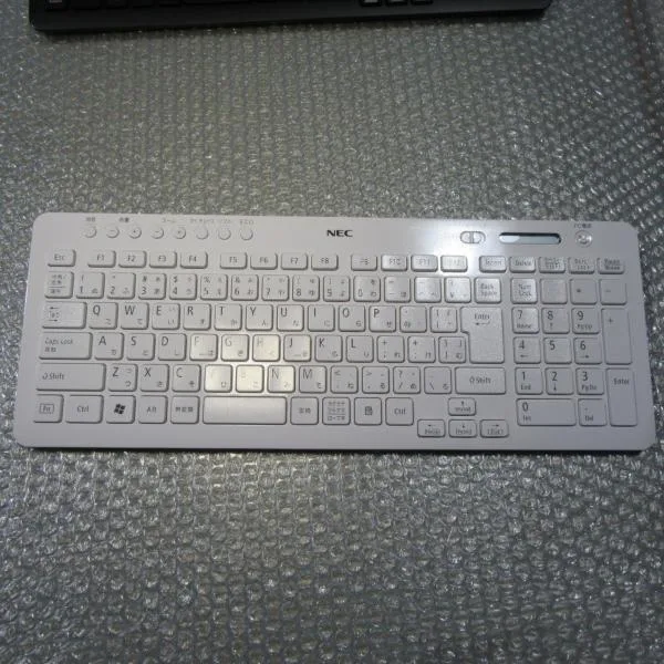 希少モデル NEC 純正ワイヤレスキーボード KG-1129非光沢 白 ホワイト 日本語