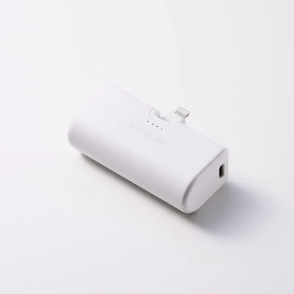 エレコム モバイルバッテリー 折り畳み式直挿し Lightningプラグ 5000mAh 12W リチウムイオン電池 直挿し 180度スイングコネクタ USB-C ホワイト EC-C29LWH