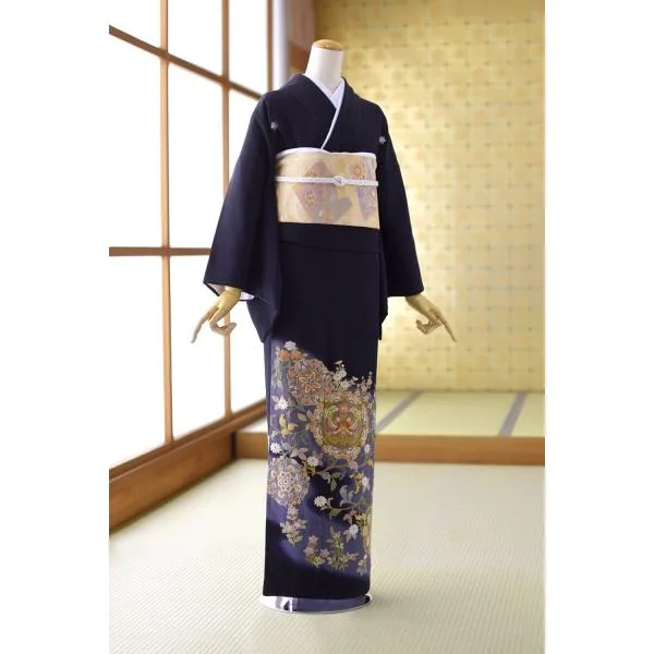 留袖とモーニング同時注文で10%OFF 留袖 レンタル 結婚式 天繍 唐草華文 身長 146cm〜158cm位 黒留袖 正絹 着物レンタル 母親 親族 貸衣装 黒留袖レンタル