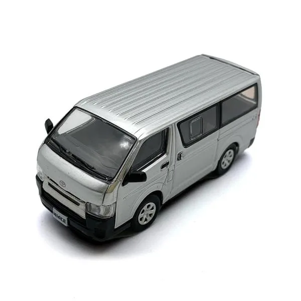 模型 プラモデル 車 リアル コレクション ビ-エムクリエイションズ トヨタ 2015 ハイエース KDH200V シルバー LHD 1/64スケール