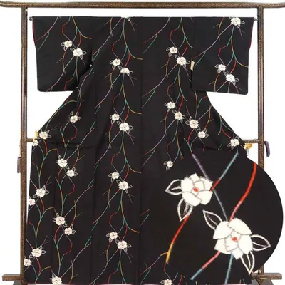 紬 身丈166cm 裄65cm レディース 袷 花柄 裄Mサイズ 秋冬春用 正絹(シルク)黒色 中古 リサイクル トールサイズ 美品