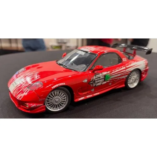 ミニカー ワイルドスピードミニカー 1/18 ドムのRX7 FD3RS 2001 赤 特別限定モデル Solido-S 特別限定予約商品