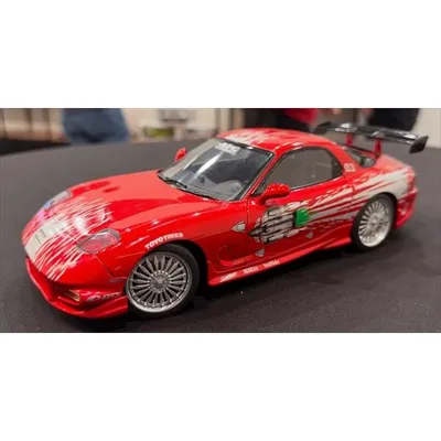 ミニカー ワイルドスピードミニカー 1/18 ドムのRX7 FD3RS 2001 赤 特別限定モデル Solido-S 特別限定予約商品