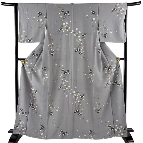 美品 小紋 身丈164.5cm 裄丈64cm M 袷 桜 ぽっくり 灰色 正絹 秀品 中古