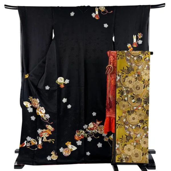 美品 振袖 身丈173.5cm 裄丈69.5cm L 袷 袋帯フルセット 玩具 桜 金糸 金銀彩 黒 正絹 名品 中古