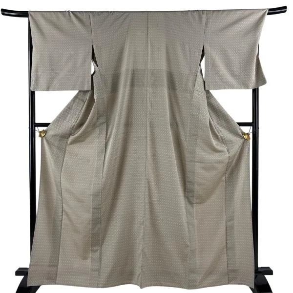美品 お召 身丈166cm 裄丈68cm L 単衣 幾何学模様 灰茶 正絹 名品 中古