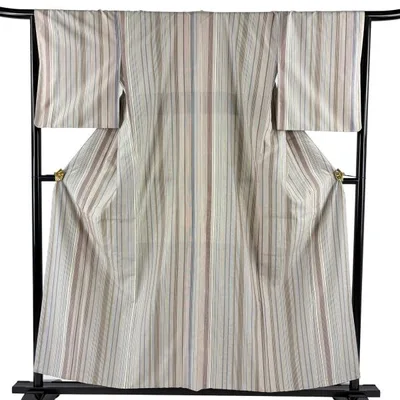 美品 紬 身丈156cm 裄丈66cm M 袷 縦縞 薄茶色 正絹 秀品 中古