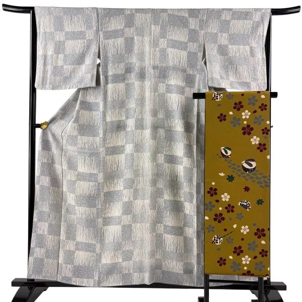 美品 小紋 身丈157.5cm 裄丈65cm M 袷 開き名古屋帯セット 樹木 市松 青灰色 正絹 秀品 中古