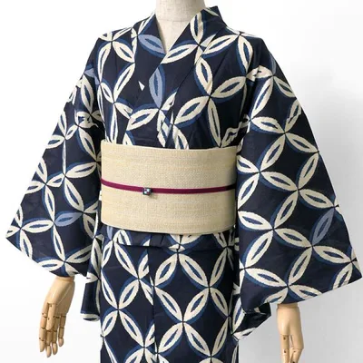 浴衣 七宝 オフ白 藍 紺 古典柄 伝統文様 幾何学 木綿 大人 上品 30代 40代 50代 レディース 女性用 仕立上がり 単品