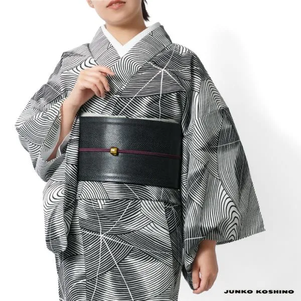 着物 JUNKO KOSHINO セオアルファ 単衣 流水 紅葉 波 白 黒 モノトーン レディース シック 上品 きれいめ かっこいい 仕立上がり 単品 日本製 夏着物 浴衣