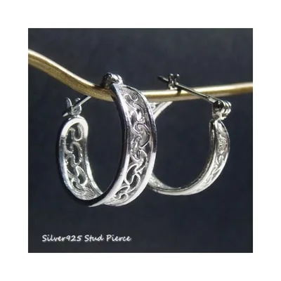 シルバーピアス レース 模様 オシャレ ワンタッチ フープピアス ワイヤー 透かし クロッシングピアス シルバー925 チタンポスト 送料無料