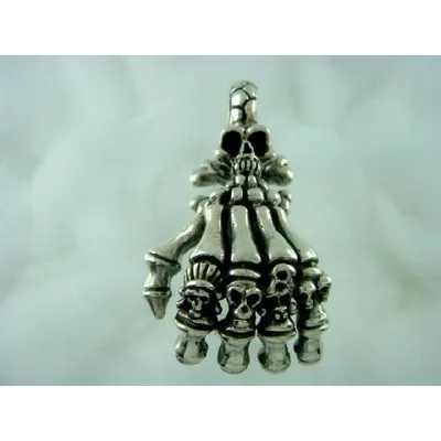 ドクロの手 ペンダントトップ silver925 シルバーアクセサリー ペンダントヘッド