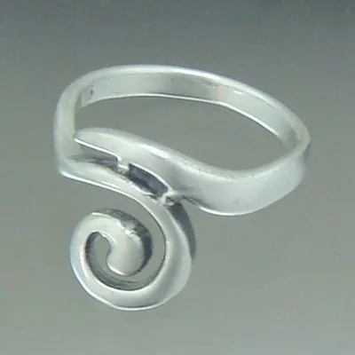 クルクル渦巻き エスニック シルバーリング シルバー925 silver925 シルバーアクセサリー 指輪 エスニック グルグル カレンシルバー風 送料無料