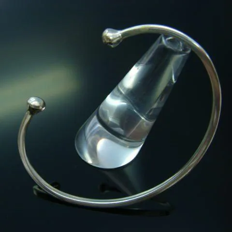 シルバー925 シンプルな端の突起が特徴的 バングル ブレスレット silver925 シルバーアクセサリー メンズ mens