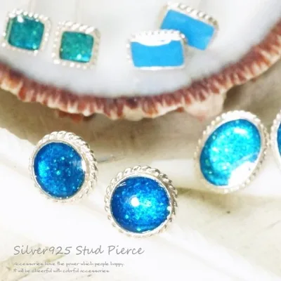 シルバーピアス 海 オーシャン ダークブルー エメラルドグリーン ターコイズブルー レディースピアス 差し色 母の日 ブロガー 送料無料
