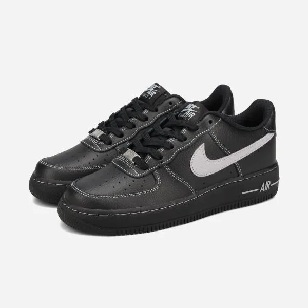 NIKE AIR FORCE 1 LOW LV8 GS ナイキ エア フォース 1 ロー LV8 GS レディース BLACK/BLACK/BLACK/WOLF GREY ブラック HV4762-003