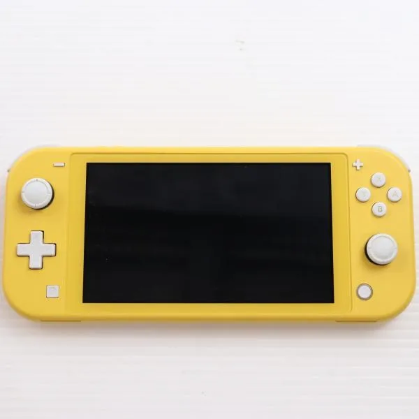 『中古即納』{Switch} (本体) Nintendo Switch Lite(ニンテンドースイッチライト) イエロー 任天堂(HDH-S-YAZAA)(20190920)