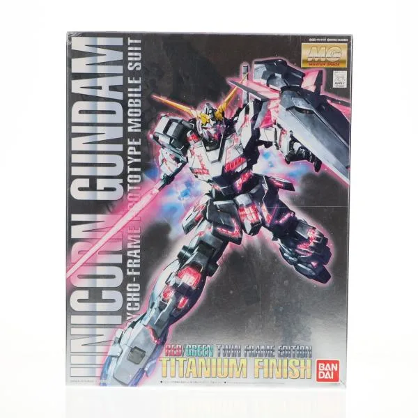 『中古即納』{PTM} MG 1/100 UCガンダム チタニウムフィニッシュ(レッド/グリーン ツインフレームエディション) ガンダム プラモデル バンダイ(19991231)