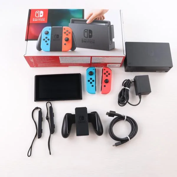เครื่องเกม Nintendo Switch มือสอง Joy-Con สีน้ำเงินนีออน/แดงนีออน (HAC-S-KABAA)