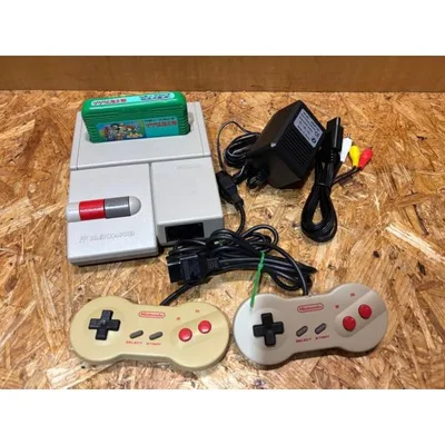 ニューファミコン 本体 AV仕様 HVC-101 ソフト付き