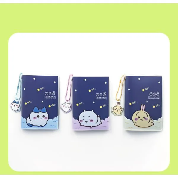 韓国 コミック グッズ『ちいかわ〜なんか小さくてかわいいやつ〜 パスポートケース カバー キャラクター チャーム(3種類から一つ選択)』公式グッズ