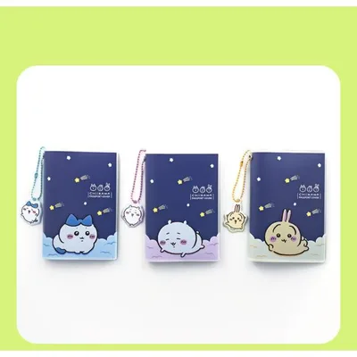 韓国 コミック グッズ『ちいかわ〜なんか小さくてかわいいやつ〜 パスポートケース カバー キャラクター チャーム(3種類から一つ選択)』公式グッズ