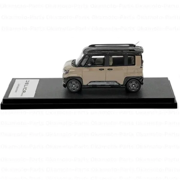 (10)デリカミニ 1/43スケールモデルカー (サンドベージュ/ブラックマイカ)「ミツビシ純正用品」 MITSUBISHI MOTORS COLLECTION SRG10072Y/SRG-10072Y