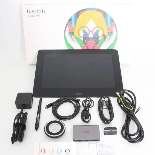 ボーナスストア+5%【美品】WACOM Cintiq Pro 13 DTH-1320/AK0 液晶ペンタブレット 13.3型 フルHD 液晶タブレット ワコム 本体