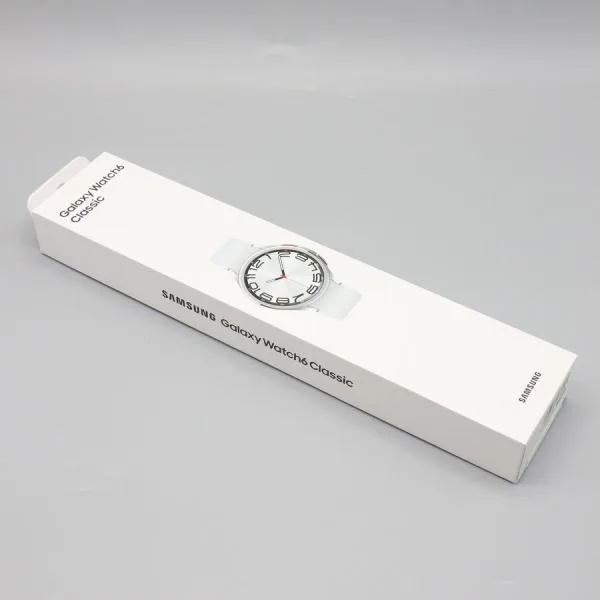 ボーナスストアPlus【新品未開封】SAMSUNG Galaxy Watch6 Classic 47mm SM-R960NZSAXJP シルバー スマートウォッチ サムスン ギャラクシーウォッチ