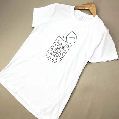 クレヨンしんちゃん チョコビ 半袖 Tシャツ LL ホワイト みんな大好きお菓子プリント シュールでかわいい アニメ 夏らしさ■S13
