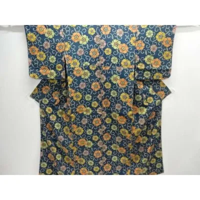 ys7842035; 宗sou 未使用品 花唐草模様小紋着物【着】