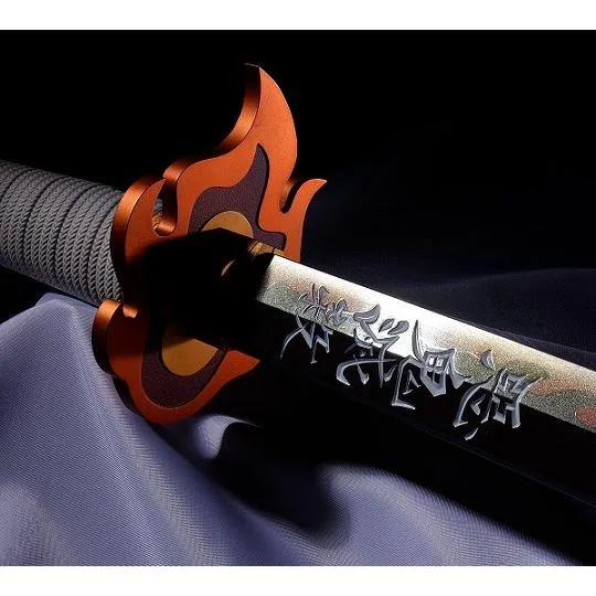 【新品】1週間以内発送 PROPLICA 日輪刀(煉獄杏寿郎)鬼滅の刃 れんごくきょうじゅろう