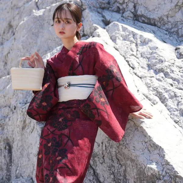 浴衣 レディース セット utatane 高級変わり織 浴衣3点セット ガーネットに牡丹の絞り柄 フリーサイズ ゆかた・帯・下駄 うたたね レトロ 赤 ●