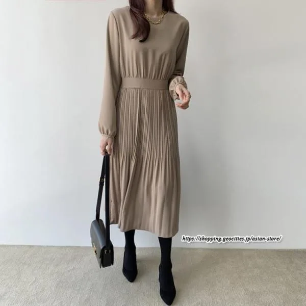 プリーツワンピース 長袖ワンピース 春ワンピース レディース 春秋服 ロングワンピース ミモレ丈 丸ネック 無地 二次会 卒業式 入学式 フォーマル 大人 着痩せ