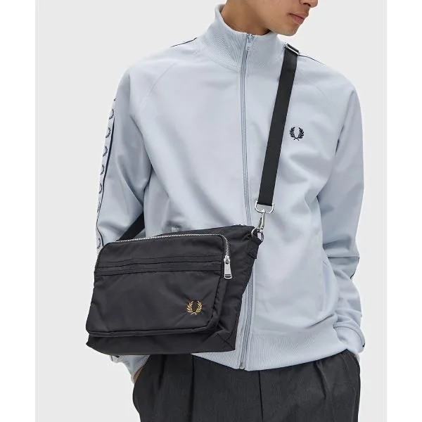 フレッドペリー ショルダーバッグ Brentham Crossbody Bag/ブレンサムクロスボディバッグ メンズ レディース