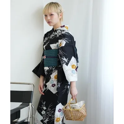 浴衣 浴衣 単品 utatane ブラックに松皮菱取と桔梗 レディース