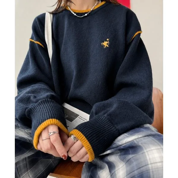 ニット セーター ゆるっと上品、やさしく映える。胸刺繍入り配色クルーネックオーバーサイズニット(長袖) レディース