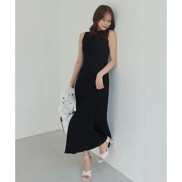 ワンピース BACK RIBBON KNIT DRESS