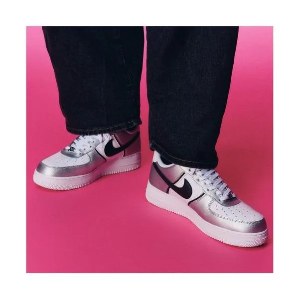 ナイキ nike スニーカー NIKE ナイキ AIR FORCE 1 '07 LV8 SPORT エア フォース 1 '07 LV8 スポーツ MIM5752 001M SILV/BLACK メンズ レディース