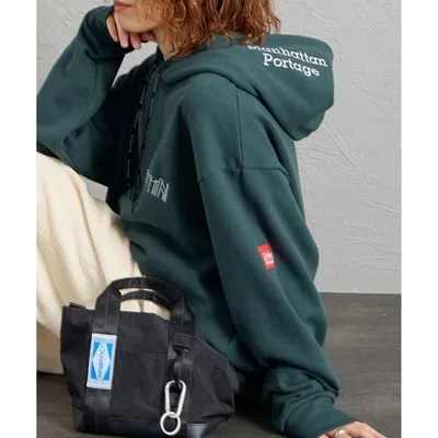 パーカー 「MANHATTAN PORTAGE/マンハッタンポーテージ」 別注 フードロゴ刺繍 スウェットパーカー レディース メンズ