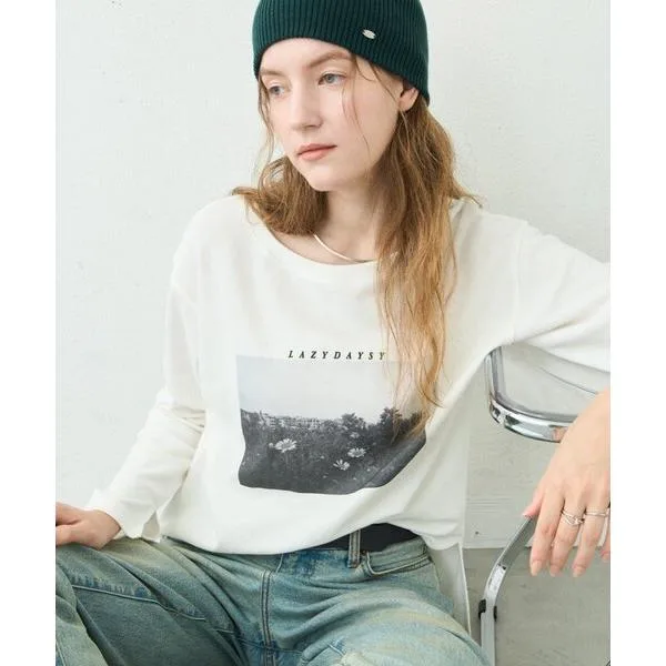 T-shirt ∴Sheer Fleece Hem Round Photo Tee Women's