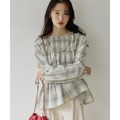 ブラウス シャツ 「Noka」前後2WAYシャーリングペプラムブラウス「WEB限定」 レディース