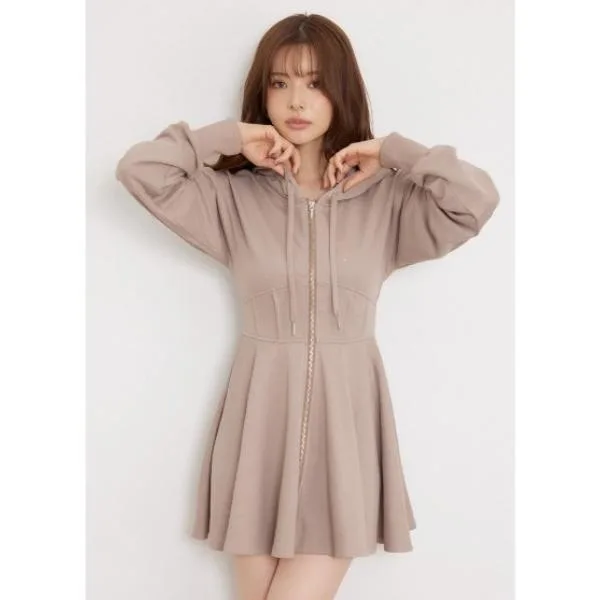 ワンピース フーディーミニカットワンピース 秋服 冬服