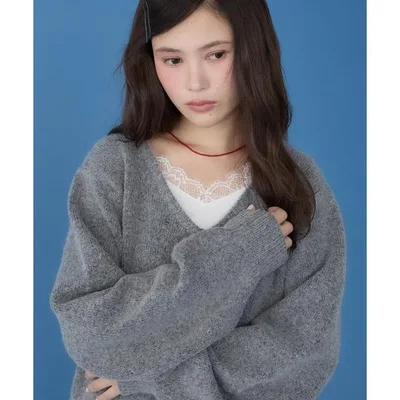 เสื้อสเวตเตอร์ถัก "Unblend" Faux Layered Lace Docking เสื้อสวมหัวถักคอวีผู้หญิง