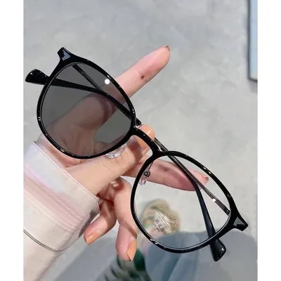 แว่นกันแดด แว่นกันแดดปรับแสง แว่นตาเลนส์สี สุภาพสตรี