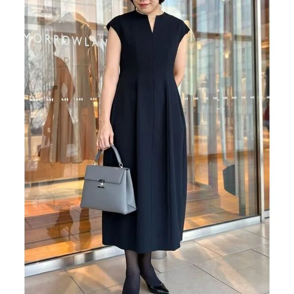 ワンピース スティフダブルクロス バレルシルエットワンピース